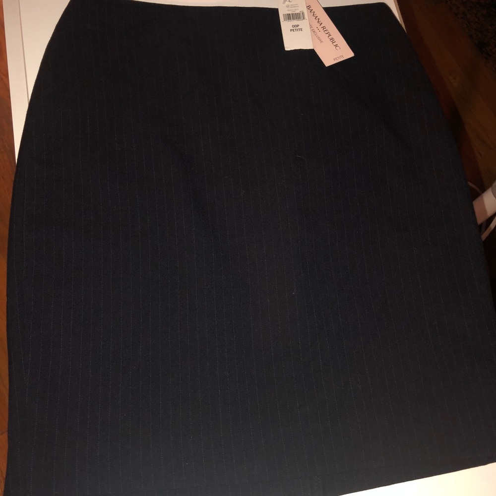 Cute skirt, never worn ✨